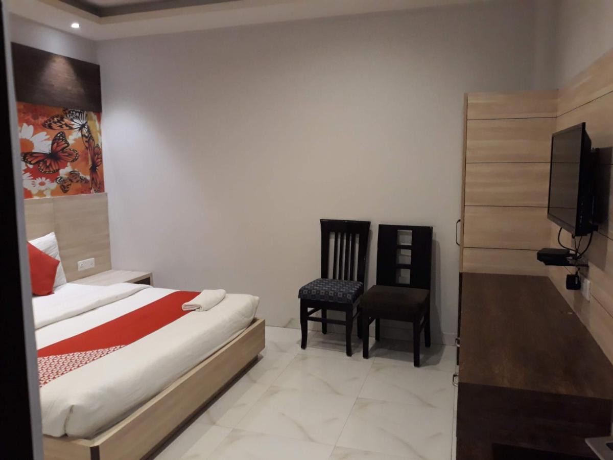 Hotel Megha Inn Lucknow Esterno foto
