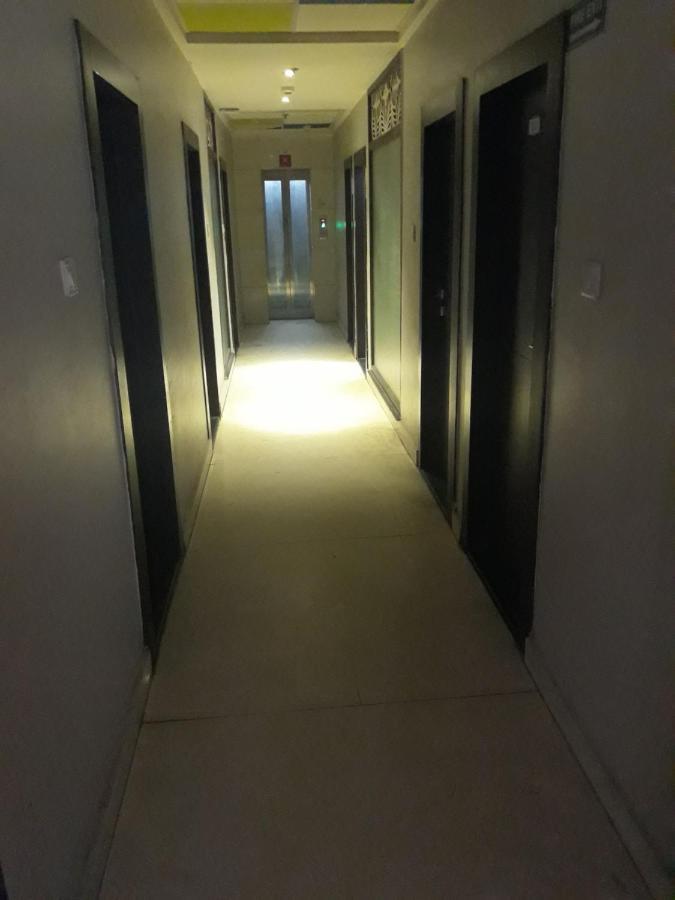Hotel Megha Inn Lucknow Esterno foto